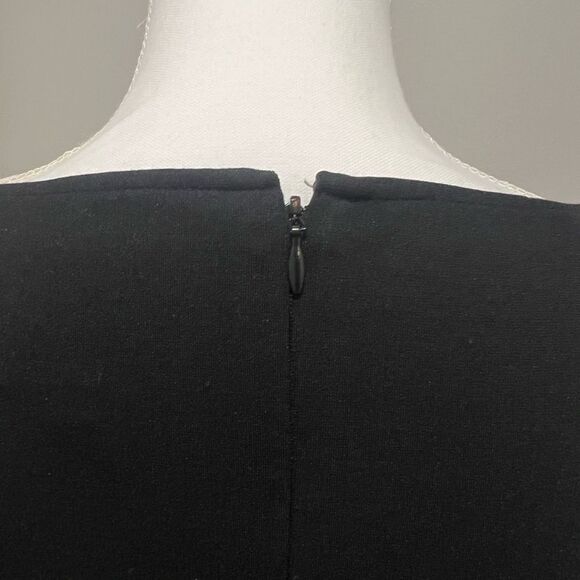 NWT Nue by Shani black cold shoulder mini dress womens size 10 - Picture 9 of 10